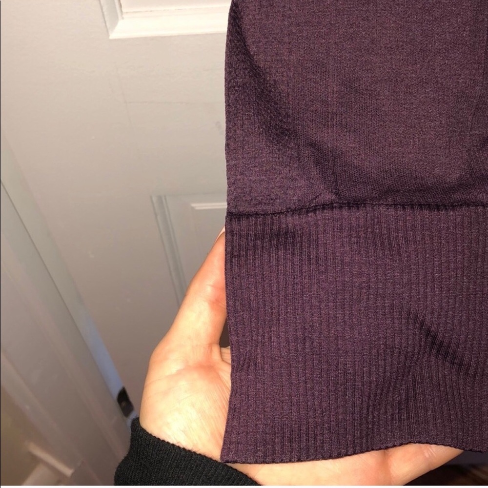 Lululemon - Picture 3 of 6